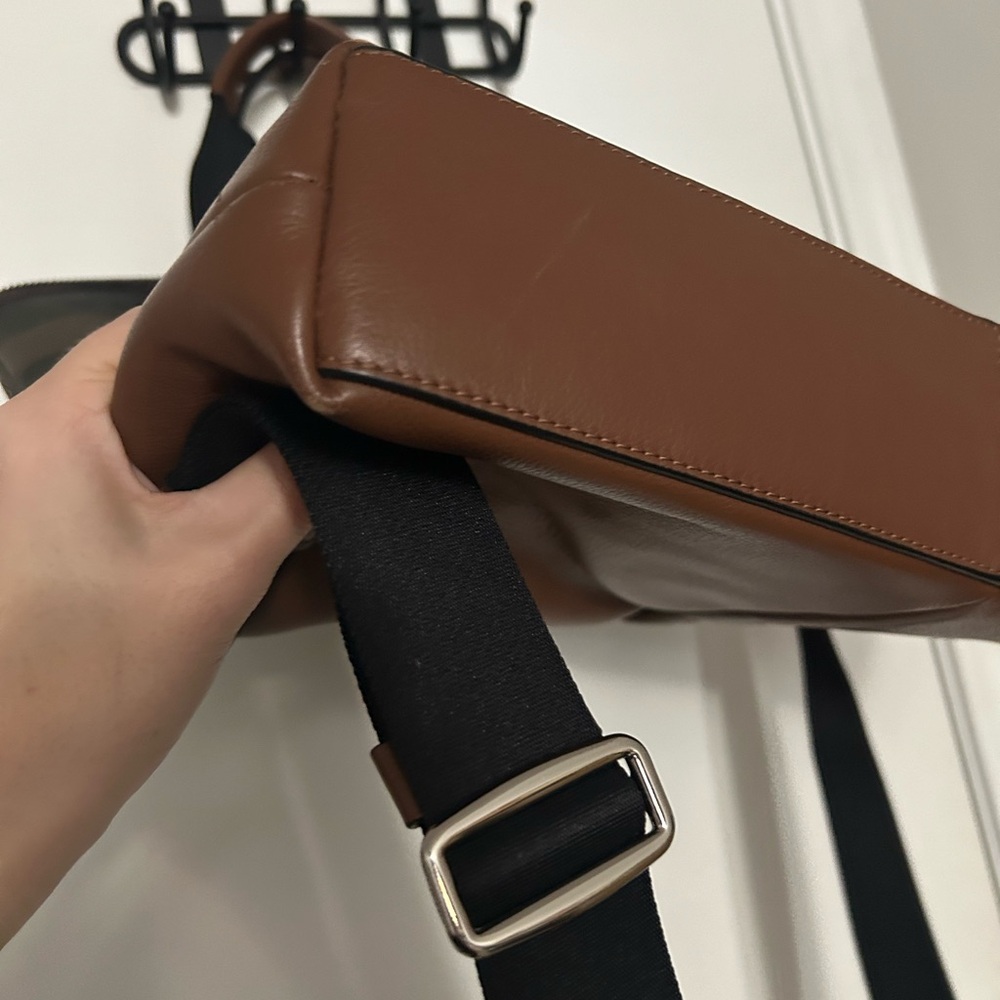 Coach Charles fold over leather bag - Picture 6 of 13